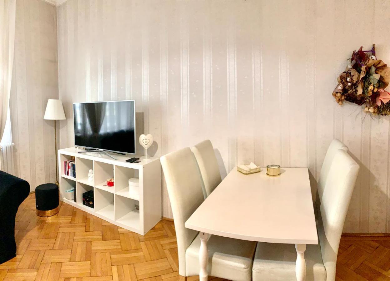 Basilica Rose Apartment บูดาเปสต์ ภายนอก รูปภาพ