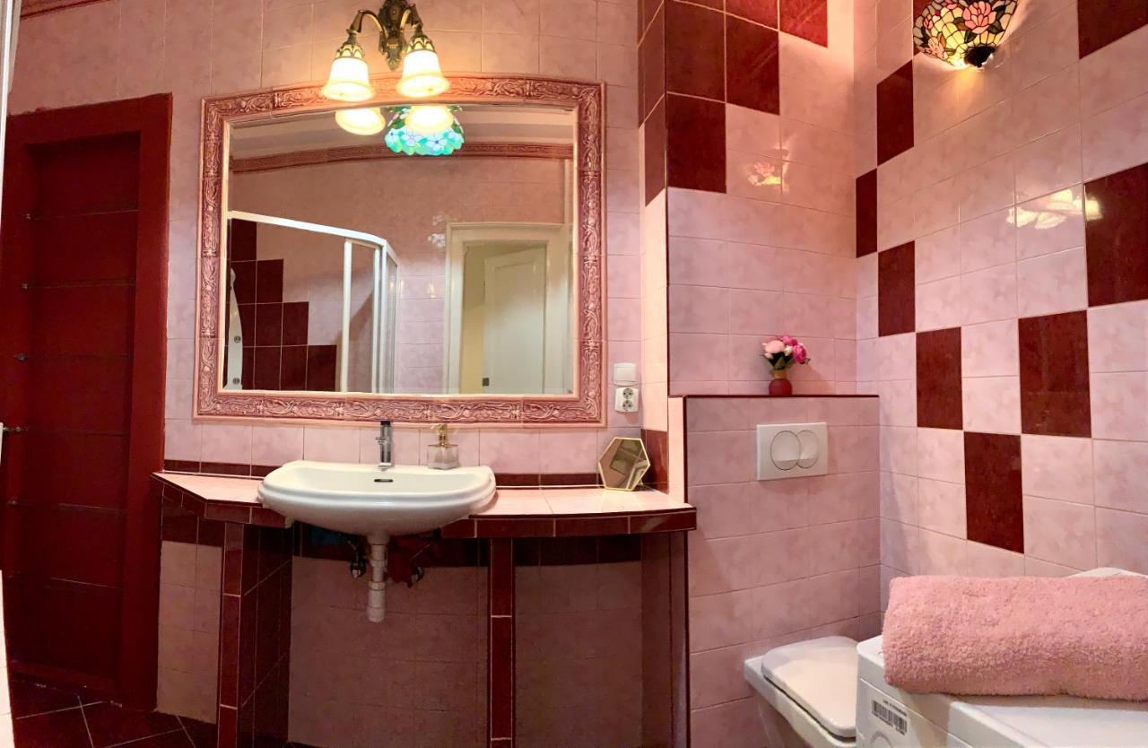 Basilica Rose Apartment บูดาเปสต์ ภายนอก รูปภาพ