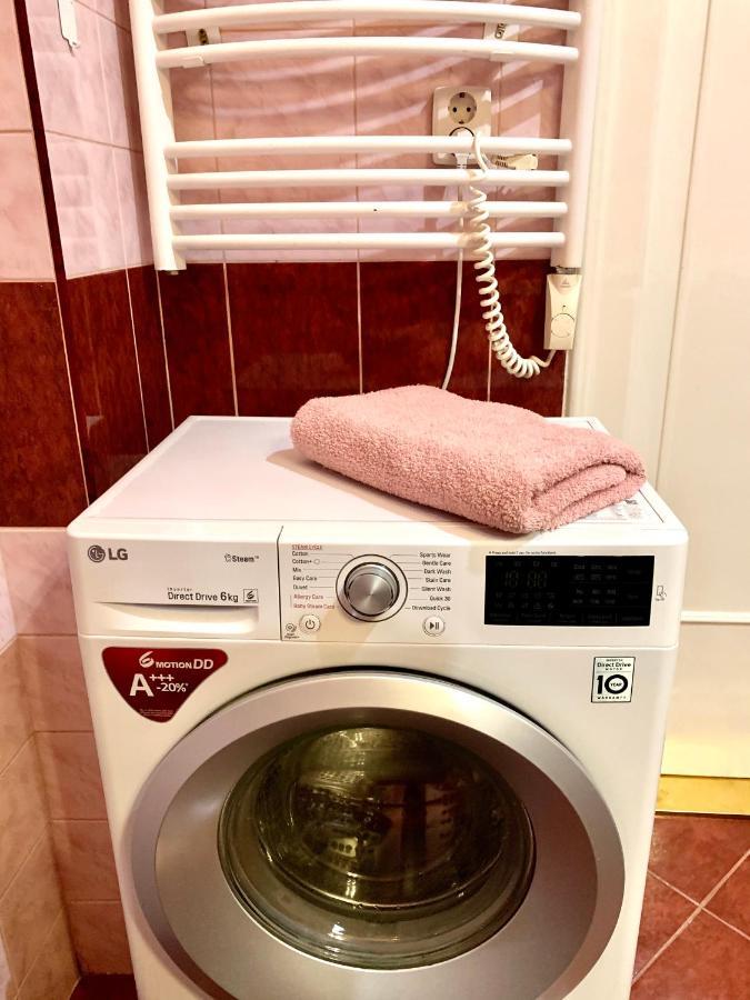 Basilica Rose Apartment บูดาเปสต์ ภายนอก รูปภาพ